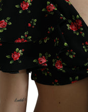 Load image into Gallery viewer, Dolce & Gabbana Black Floral Print Short Sleeves Cropped Top