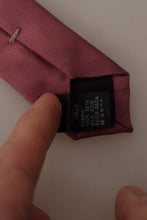Load image into Gallery viewer, Dolce & Gabbana Elegant Pink Silk Bow Tie