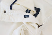 Load image into Gallery viewer, Ralph Lauren Elegant Ivory Straight-Fit Denim Jeans