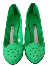 Load image into Gallery viewer, Dolce & Gabbana Enchanting Crystal Cinderella Pumps in Lush Green
