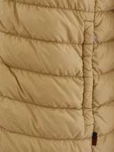 Load image into Gallery viewer, Woolrich Chic Beige Quilted Lightweight Jacket