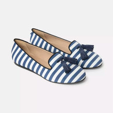 Load image into Gallery viewer, Charles Philip Elegant Striped Silk Moccasins with Suede Tassel