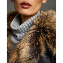 Load image into Gallery viewer, Fay Chic Quilted Down Jacket with Faux Fur Details