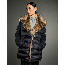 Load image into Gallery viewer, Fay Chic Quilted Down Jacket with Faux Fur Details