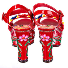 Load image into Gallery viewer, Dolce &amp; Gabbana Sicilian Elegance Leather Clogs
