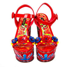 Load image into Gallery viewer, Dolce &amp; Gabbana Sicilian Elegance Leather Clogs
