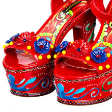 Load image into Gallery viewer, Dolce &amp; Gabbana Sicilian Elegance Leather Clogs
