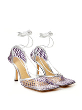 Load image into Gallery viewer, Bottega Veneta Elegant Silver Stretch Leather Pumps
