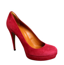 Load image into Gallery viewer, Gucci Women&#39;s Raspberry Suede Platform Pump Shoes
