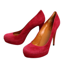 Load image into Gallery viewer, Gucci Women&#39;s Raspberry Suede Platform Pump Shoes
