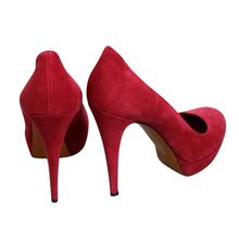 Load image into Gallery viewer, Gucci Women&#39;s Raspberry Suede Platform Pump Shoes
