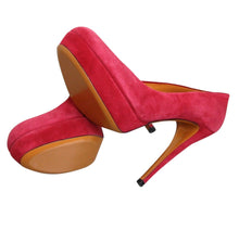 Load image into Gallery viewer, Gucci Women&#39;s Raspberry Suede Platform Pump Shoes
