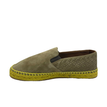 Load image into Gallery viewer, Bottega Veneta Men&#39;s Tan Suede Woven Slip On Shoe
