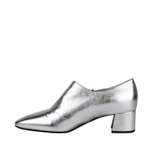 Load image into Gallery viewer, Bottega Veneta Bottega Veneta Women&#39;s Metallic Silver Leather Ankle Booties
