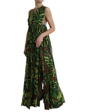 Load image into Gallery viewer, Dolce &amp; Gabbana Green Banana Leaf Sleeveless Long Maxi Dress
