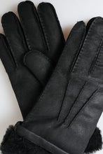 Load image into Gallery viewer, Dolce &amp; Gabbana Elegant Black Leather Winter Gloves
