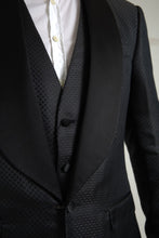 Load image into Gallery viewer, Dolce &amp; Gabbana Elegant Black Silk Blend Slim Fit Suit
