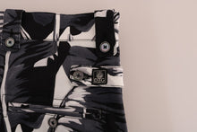 Load image into Gallery viewer, Dolce &amp; Gabbana Elegant Capri Casual Pants in Banana Leaf Print
