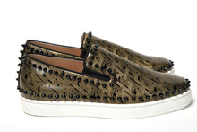 Load image into Gallery viewer, Christian Louboutin Black/Gold Version Pik Boat Flat Pat Shoes
