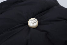 Load image into Gallery viewer, Dolce &amp; Gabbana Elegant Black Sleeveless Vest Jacket
