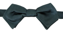 Load image into Gallery viewer, Dolce &amp; Gabbana Elegant Green Silk Bow Tie
