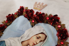 Load image into Gallery viewer, Dolce &amp; Gabbana Elegant White Embellished Sleeveless Tee
