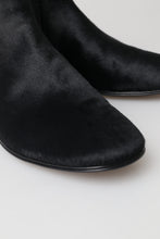 Load image into Gallery viewer, Dolce &amp; Gabbana Elite Italian Leather Chelsea Boots
