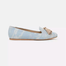 Load image into Gallery viewer, Charles Philip Elegant Light Blue Camouflage Loafers
