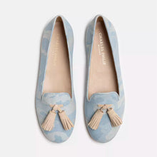 Load image into Gallery viewer, Charles Philip Elegant Light Blue Camouflage Loafers
